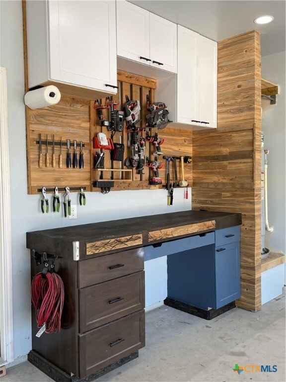 Building Photo - 532 Peony Ct