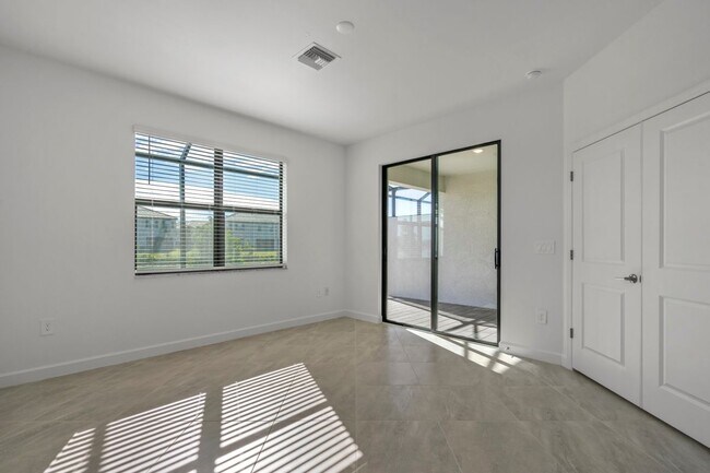 Building Photo - 14107 Winding Cedar Wy