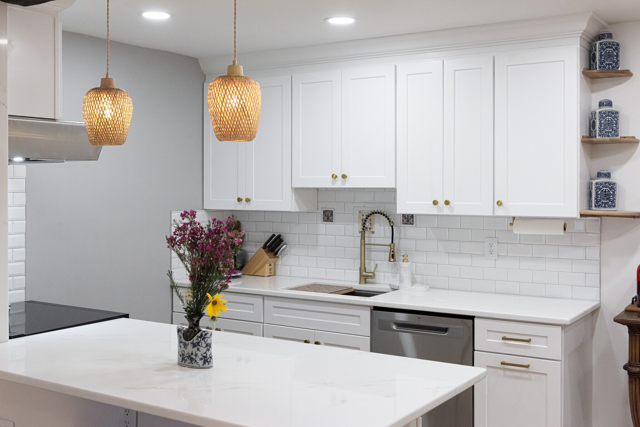 Building Photo - 48 Llanfair Rd