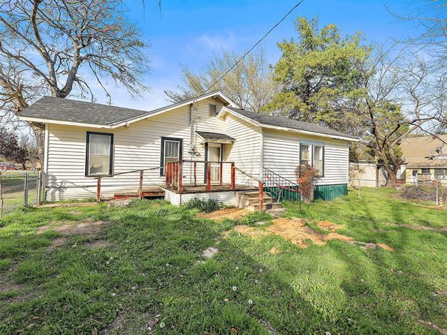 Building Photo - 105 E Hunt St