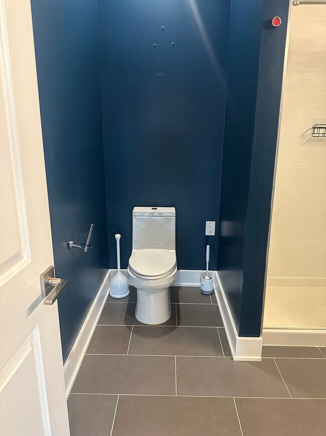 Building Photo - Modern 2 Bedroom, 2 Bathroom Penthouse with Parking in Historic LeDroit Park