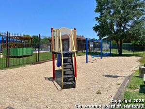 Building Photo - 8858 Roquefort