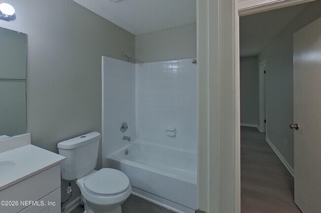 Building Photo - 3572 Raymur Villa Dr