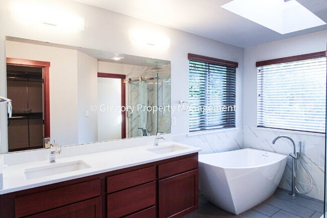 Building Photo - 4518 147th Pl SE