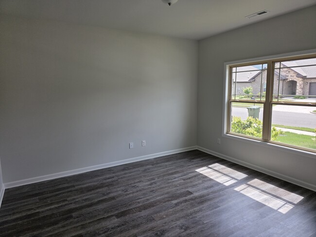 Building Photo - 16312 Trestle St