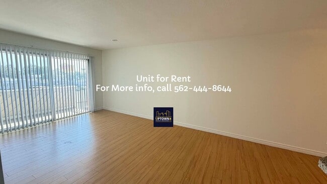 Building Photo - Condo - 1 Bedroom / 1 Bath - Long Beach