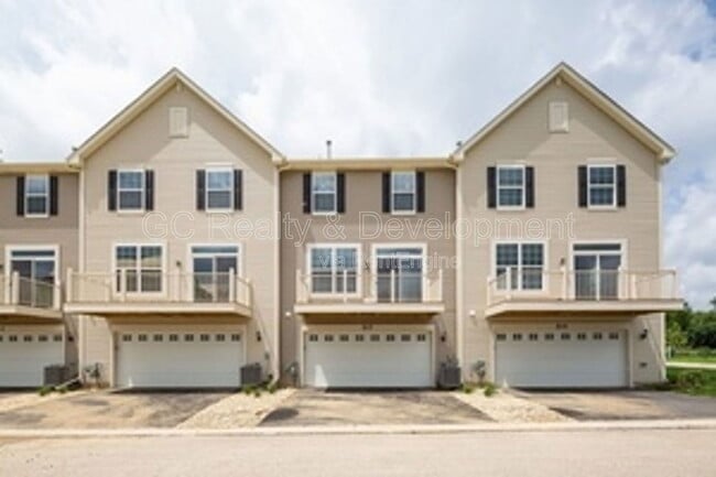 Building Photo - 594 Cimmaron Cir