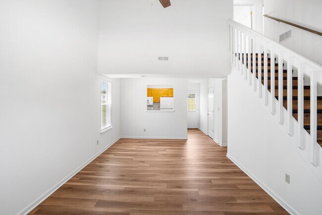 Building Photo - 3517 Prescott Dr
