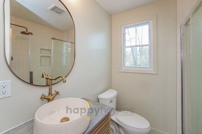 Building Photo - 3 Bedroom, 1 Bath Home in Johns Island featuring Outdoor Shower, Flex Loft Space & NO HOA