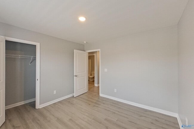 Building Photo - 101 Denise Dr