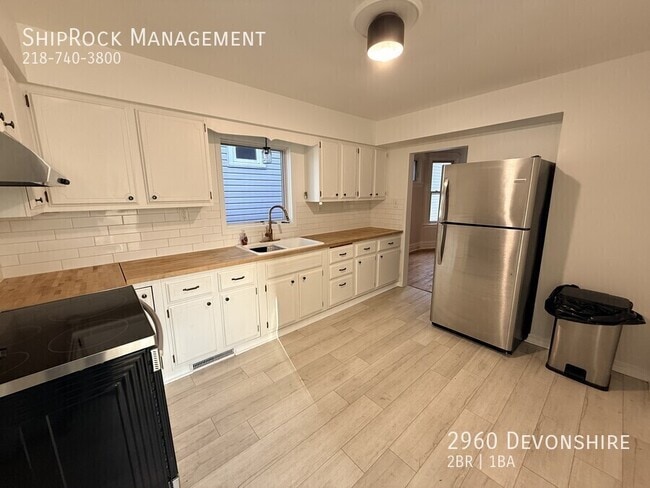 Building Photo - 2960 Devonshire-