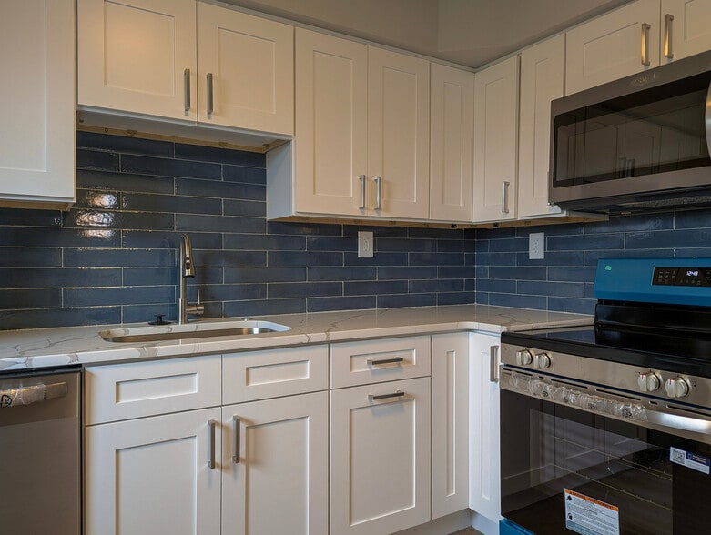 Building Photo - 1583 Yeakel Way