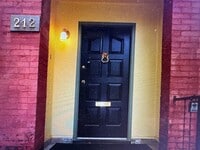 Building Photo - 212 W Lee St