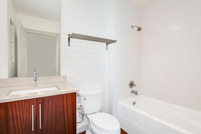 Building Photo - 401 9th Ave N