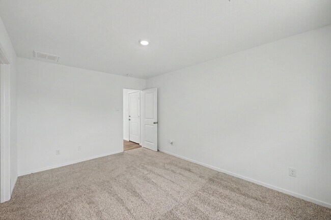 Building Photo - 40839 Hawthorne Glades St