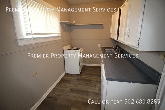 Building Photo - 113 E Garrett St