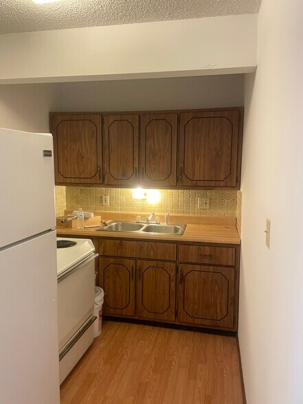 Building Photo - 398 Pinetree Ridge Ln