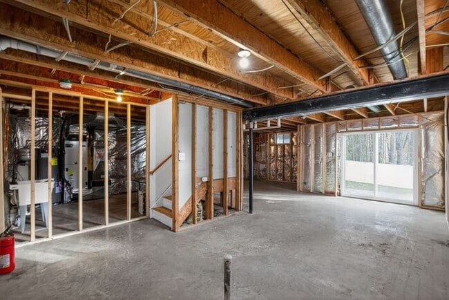 Building Photo - 47225 Schwartzkopf Dr