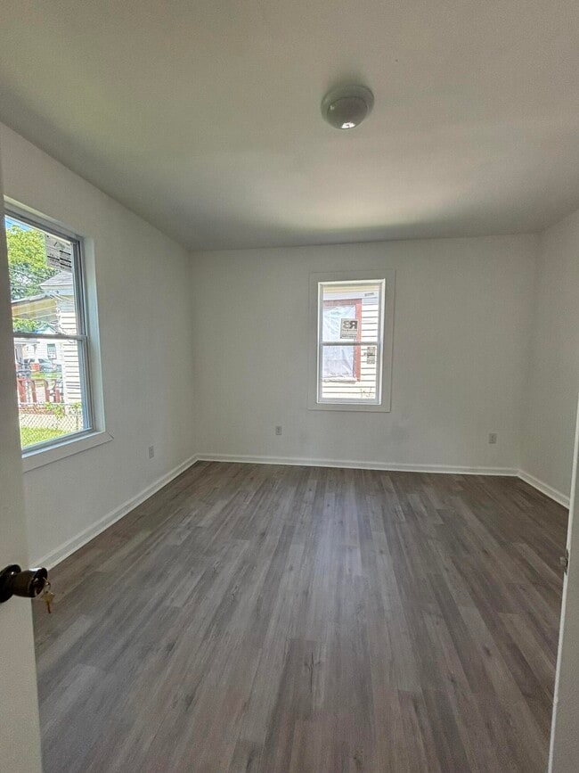 Building Photo - 1744 Hicks St