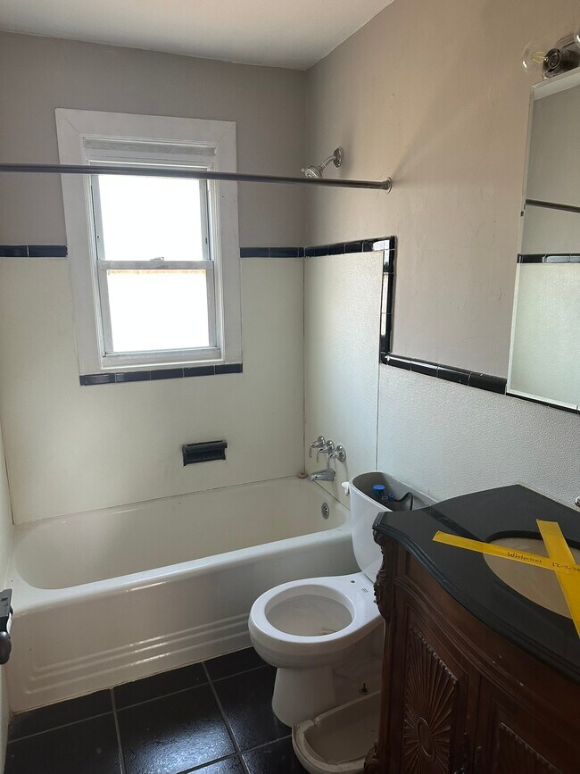 Building Photo - 7007 Paisley Dr