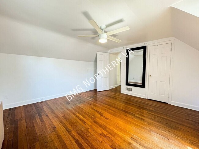 Building Photo - 6600 Braddock Rd