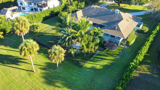 Building Photo - 13172 Doubletree Cir