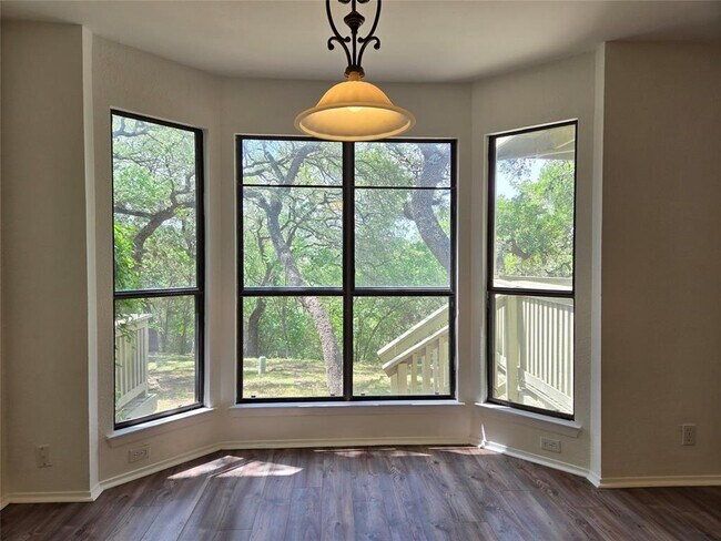 Building Photo - 4404 Travis Country Cir