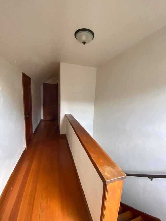 Hallway - 3915 Aldrich Ave N