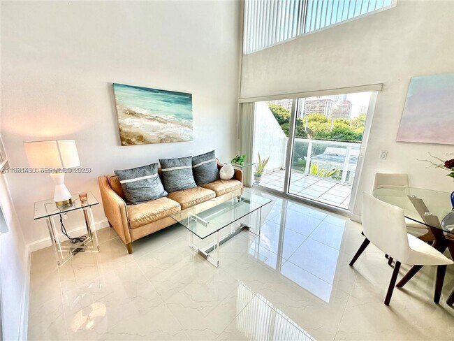 Building Photo - 1650 Brickell Ave