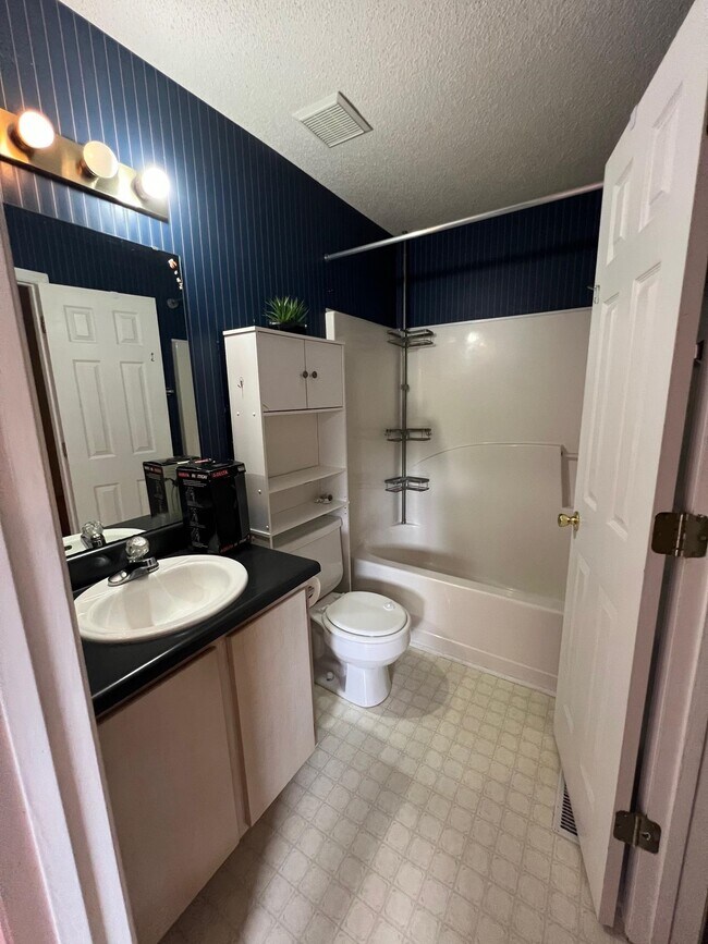 Building Photo - 2477 Nugget Ln