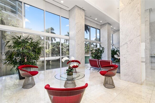Building Photo - 1627 Brickell Ave