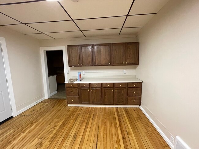 Building Photo - 622 Jefferson St Apt A