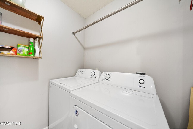 Building Photo - 7207 Quail Hollow Dr