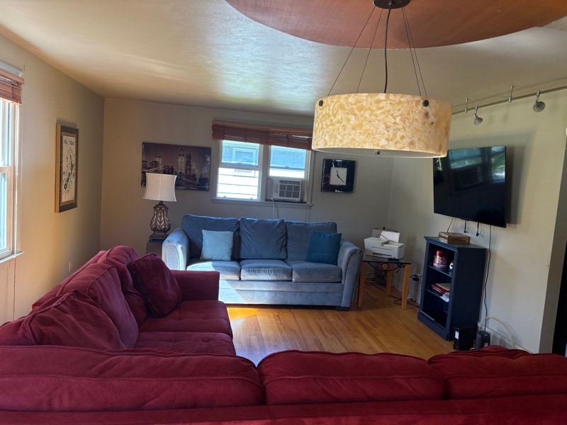 Building Photo - 105 Robert Dr