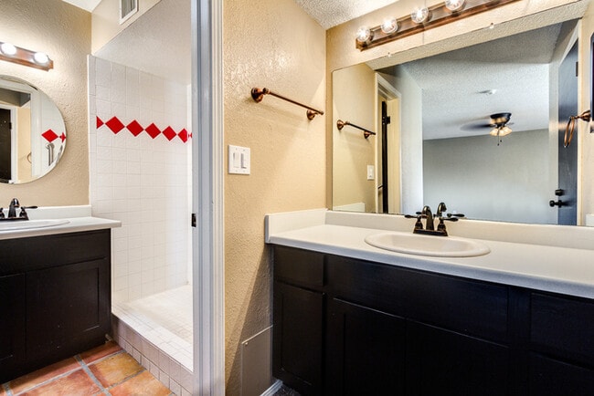 Building Photo - Upper Valley of West El Paso Rental Home