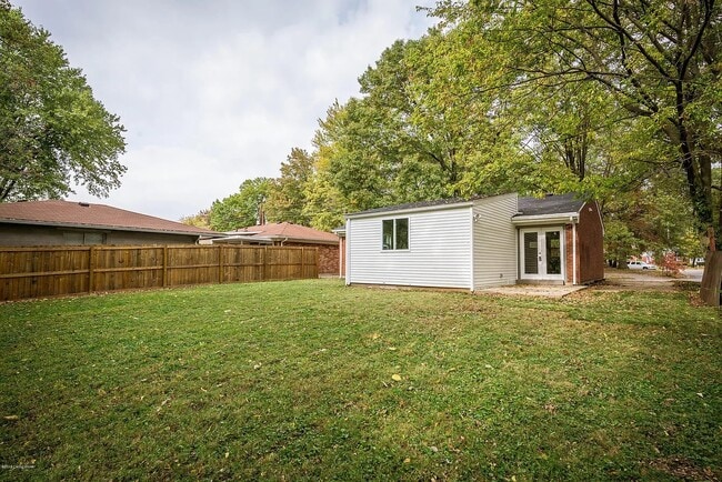 Building Photo - 6500 Mercury Dr