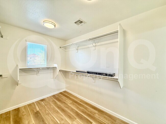 Building Photo - 8080 W Rushmore Way