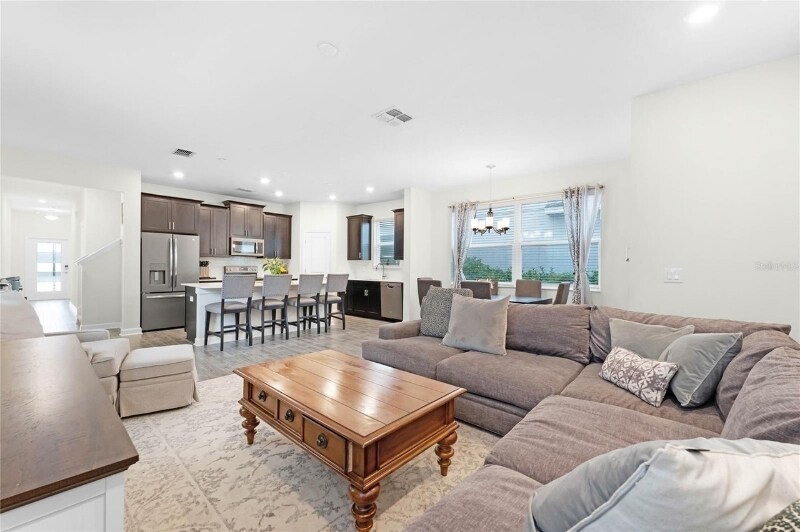 Building Photo - 12128 Illustration Dr