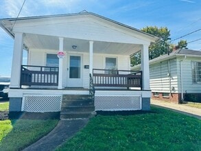 Building Photo - 13825 Thornhope Rd