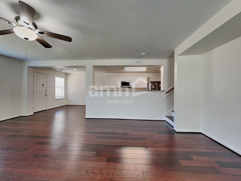 Building Photo - 18735 Westgate Park Dr