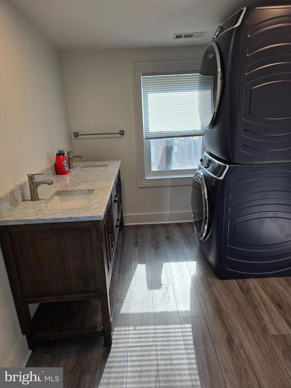 Building Photo - 6 W Loudoun St