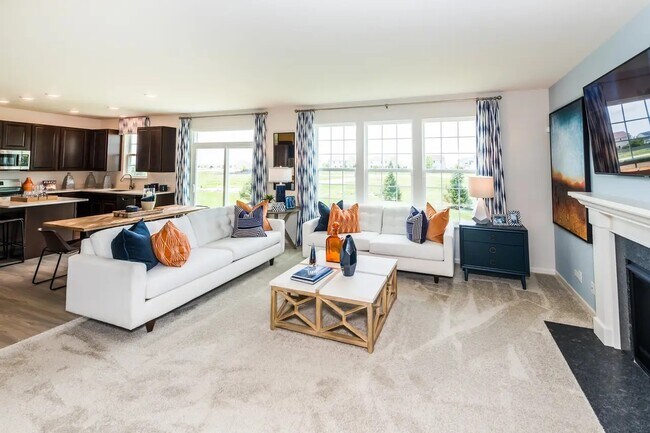 Building Photo - 2111 Tremont Ave