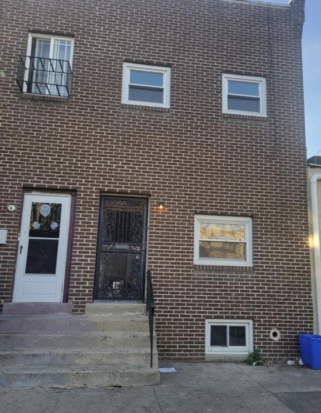Building Photo - 3158 N 8th St