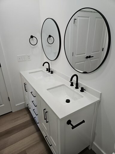 Building Photo - 44 Beverly Hills Dr