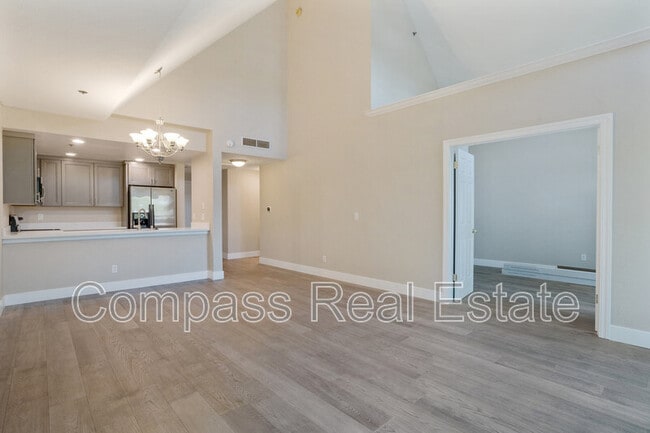 Building Photo - 411 Park Ave