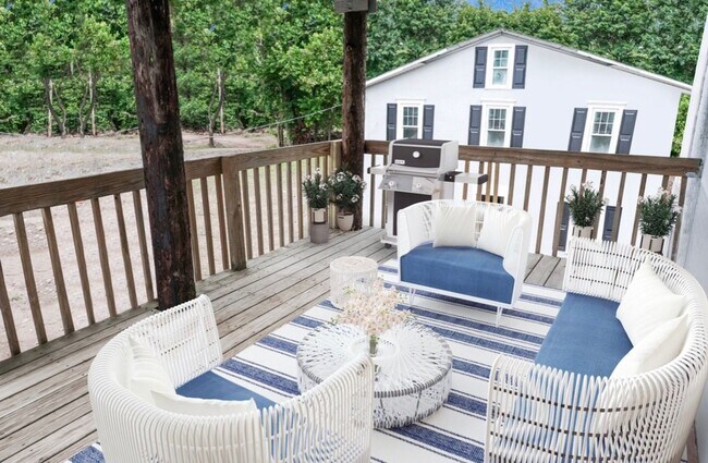 Building Photo - Updated 3 Bed / 1 Bath in Collegeville