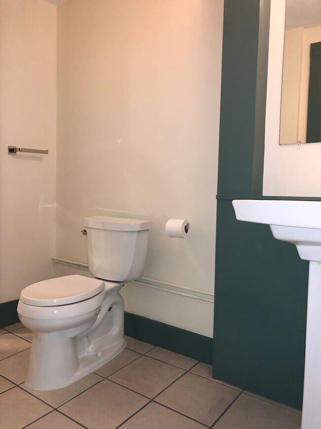Building Photo - White Sulphur, LLC 171