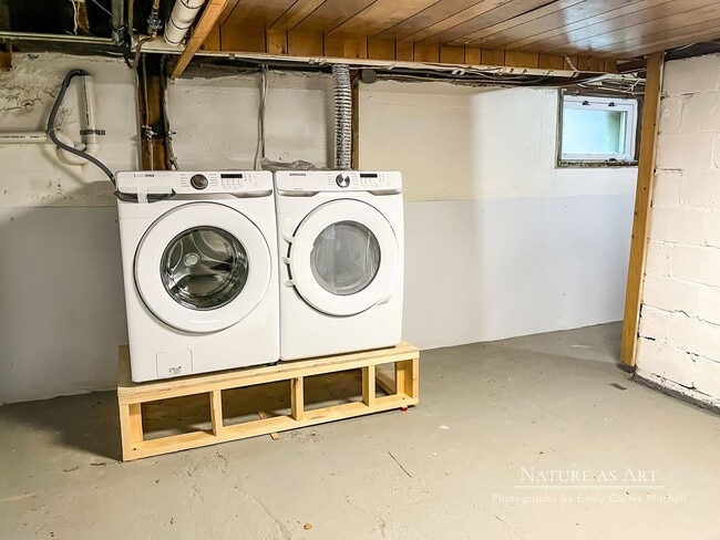 Building Photo - 3 Elliott Rd