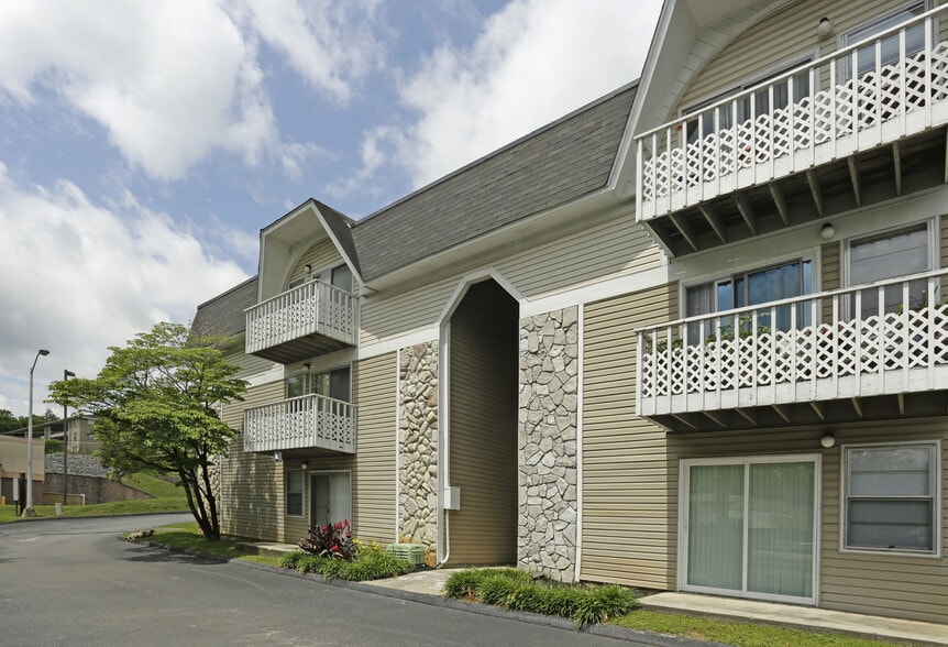 The Reserve at Red Bank Apartment Homes 41014103 Dayton Blvd