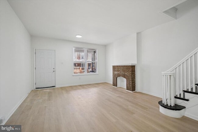 Building Photo - 142 N 53rd St